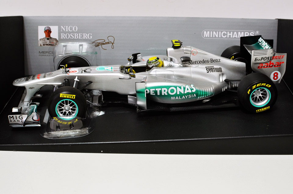 NICO ROSBERG 2011 MERCEDES-BENZ W02 1:18